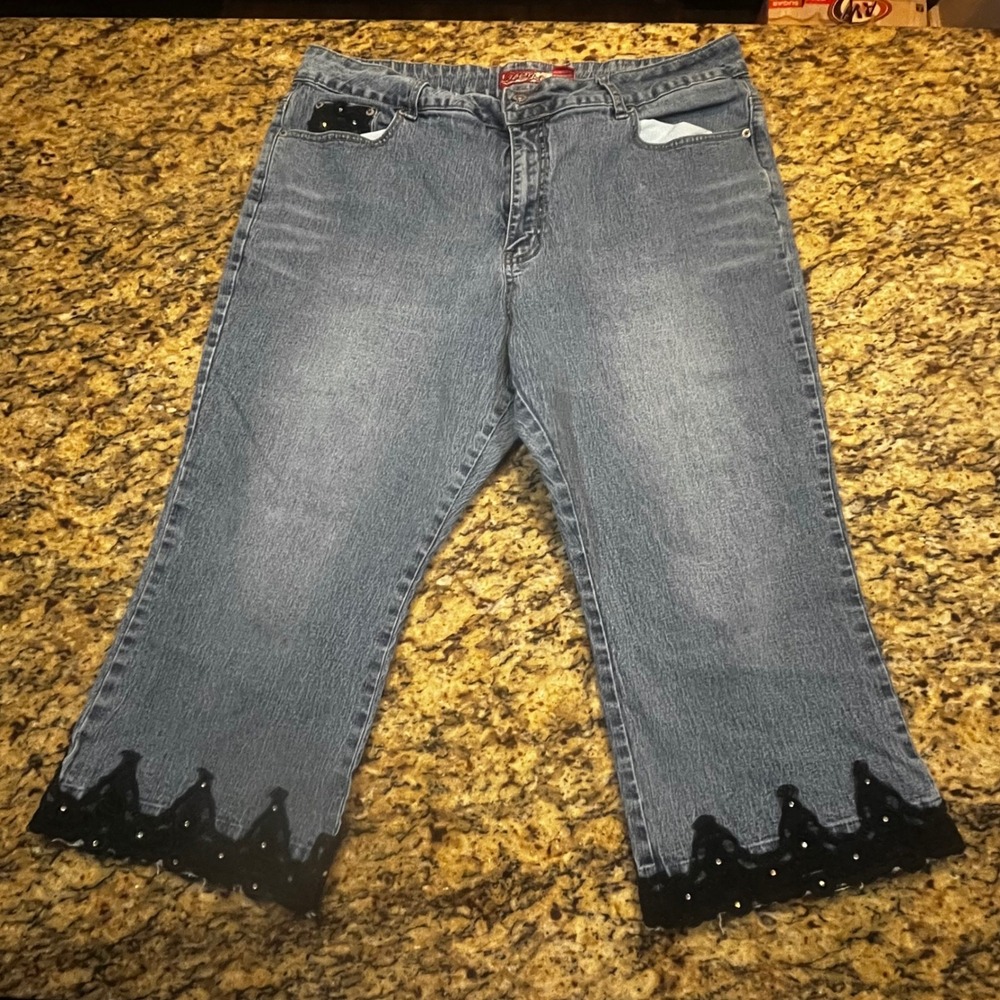 Lazer Jeans Womens 20 Capri Denim Pants Medium Wash Black Lace Rhinestone Trim